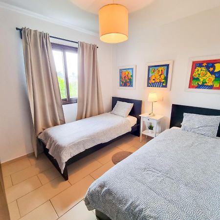 Light House Apartment Larnaca Extérieur photo